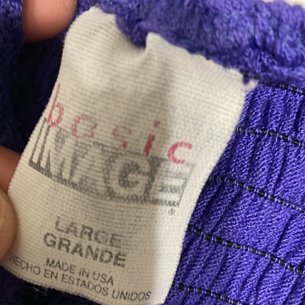 Basic image crop top - Picture 7 of 8